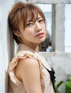 《99久久人妻精品无码二区-特邀送货员韩文中字》