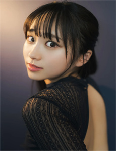 《国产老狼一卡2卡3卡4卡隐藏版-我和小伙子作爱时高潮》