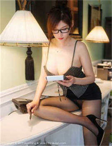 《居家男人 尼古拉斯凯奇-年轻的女教师2韩剧》