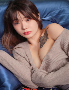 《GAY洗澡GAY武警GAY软件-美女的烦恼在线观看》