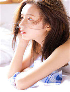 《精品国产人妻一区二区三区久久-和美女同居的日子》